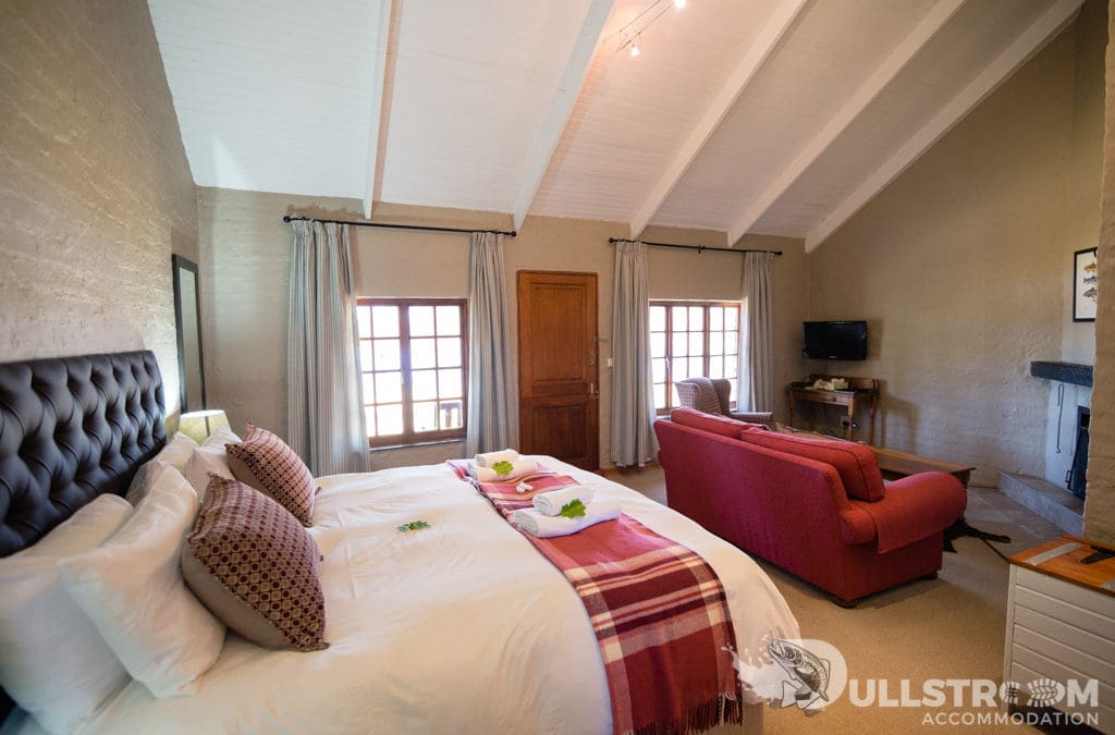 Lakeside Suite 5